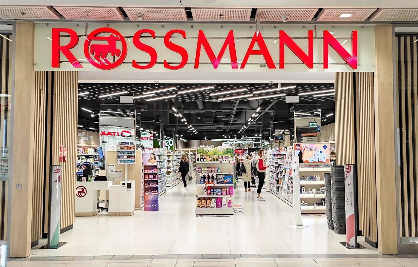 Sklep Rossmann w galerii