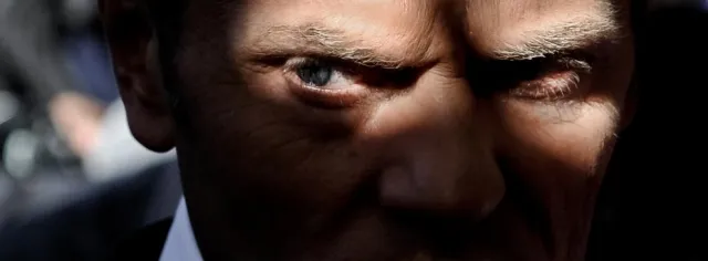 Jakie prezenty dostają ministrowie Tuska? Ciupagę, karykaturę i koszulkę piłkarską