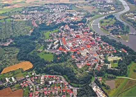 2963439-planty-miejskie-z-lotu-ptaka.jpg