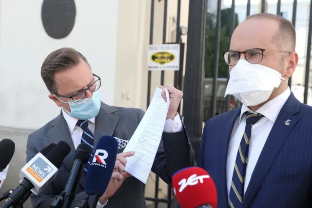 Joński i Szczerba: Domagamy się informacji w sprawie planowanych przekształceń szpitali