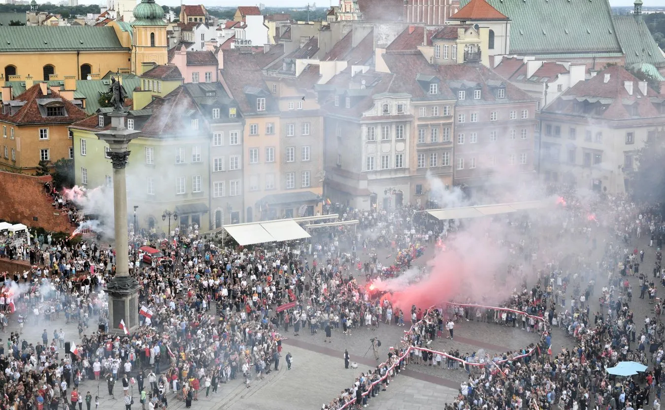 Warszawa oddała hołd powstańcom w godzinie "W"