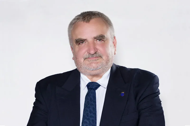 Płażek: Na szczytach władzy służba urzędnicza się nie przyjęła [WYWIAD]
