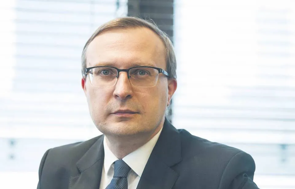 Borys: Nie ma sensu, żeby stopy procentowe goniły główną stopę inflacji [WYWIAD]