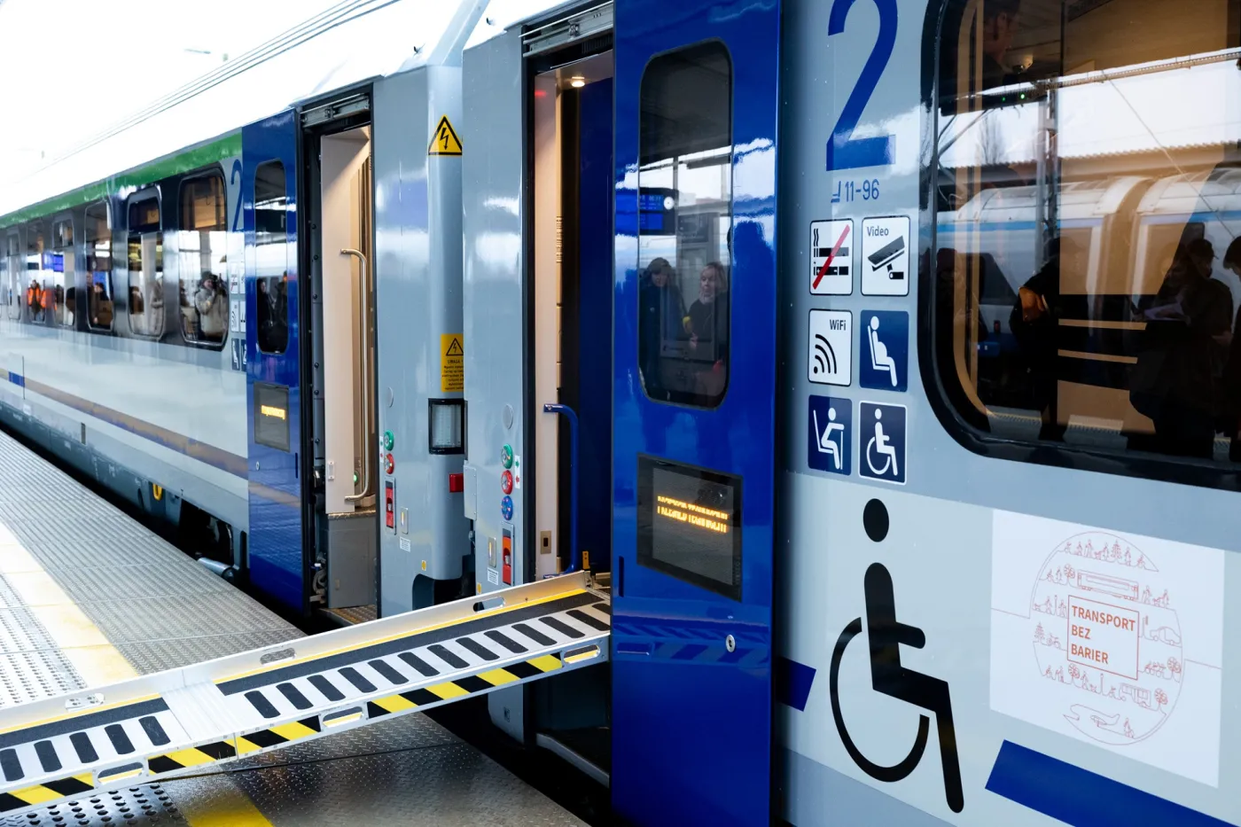 Wielu chętnych na dostawę szybkich pociągów dla PKP