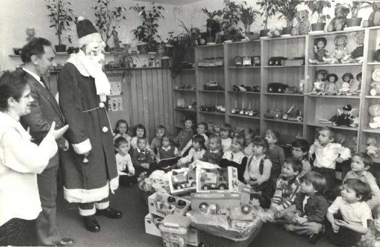 Mikolaj w placówce oświatowej.