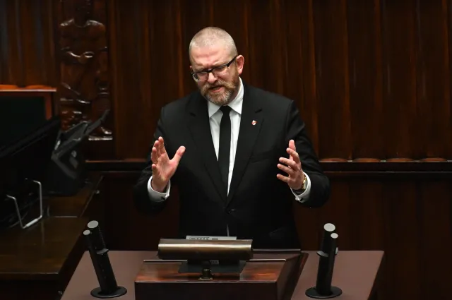 Sejm zdecydował. Braun jednak bez immunitetu