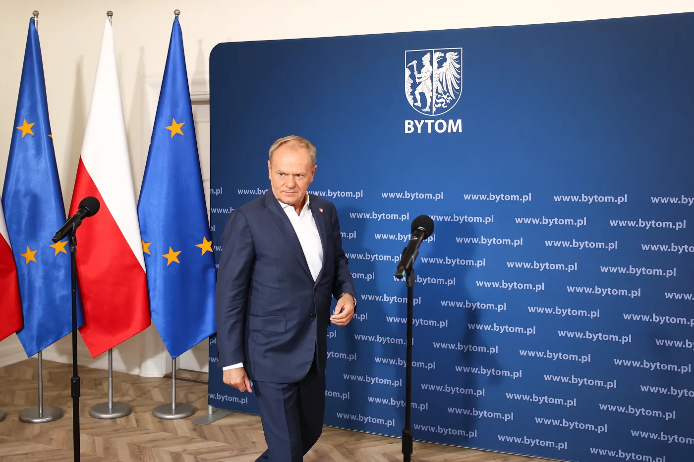 Najnowszy sondaż parlamentarny. Złe informacje dla rządu Tuska, Konfederacja ma za to powód do radości