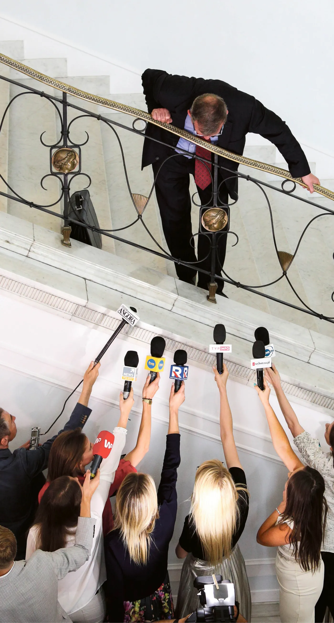 O dziennikarzach i kukiełkach