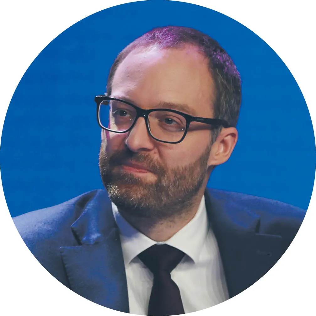 Filip Majdowski, Ministerstwo Aktyw