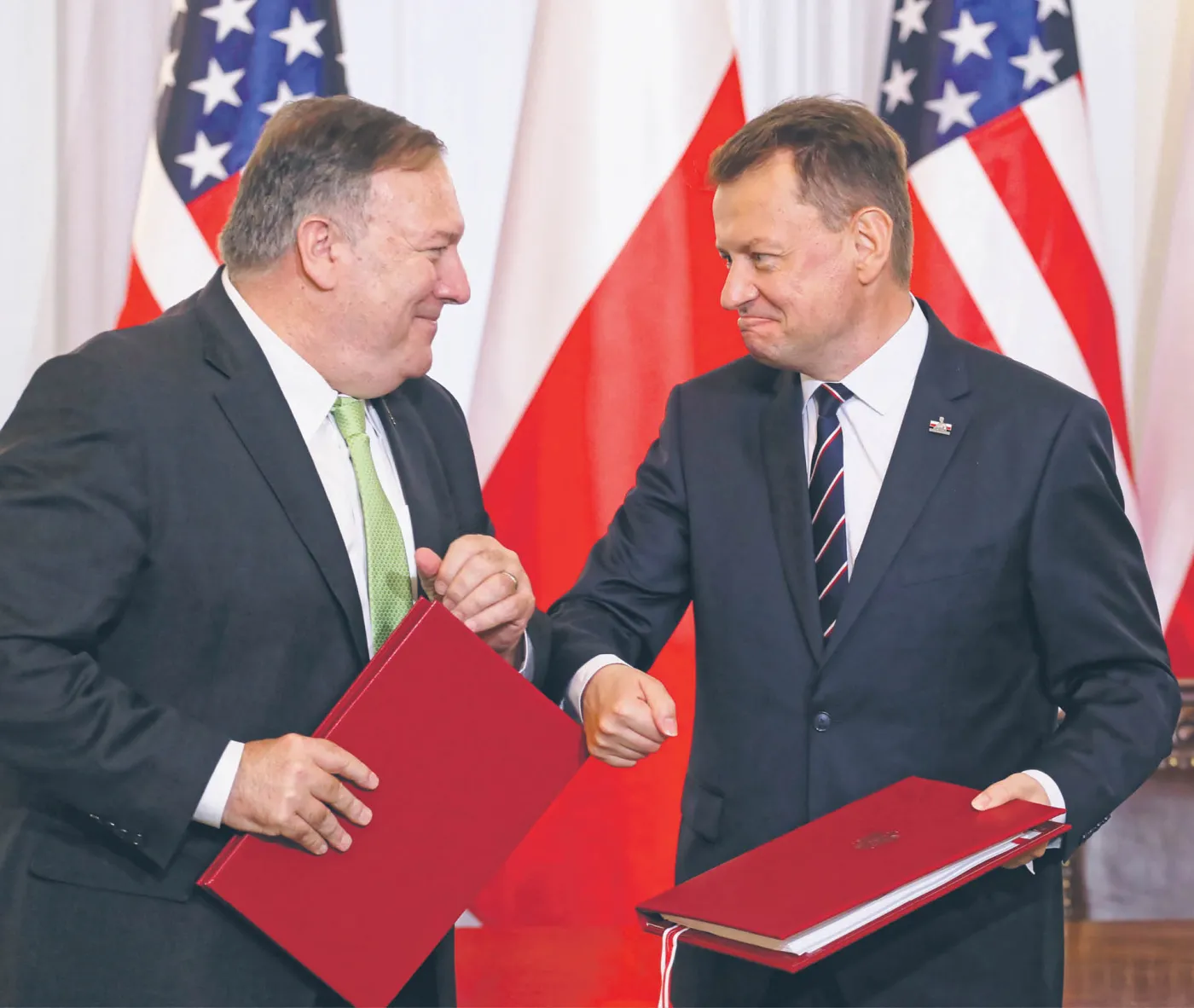 Siły USA z dowództwem i bez szerokiego immunitetu