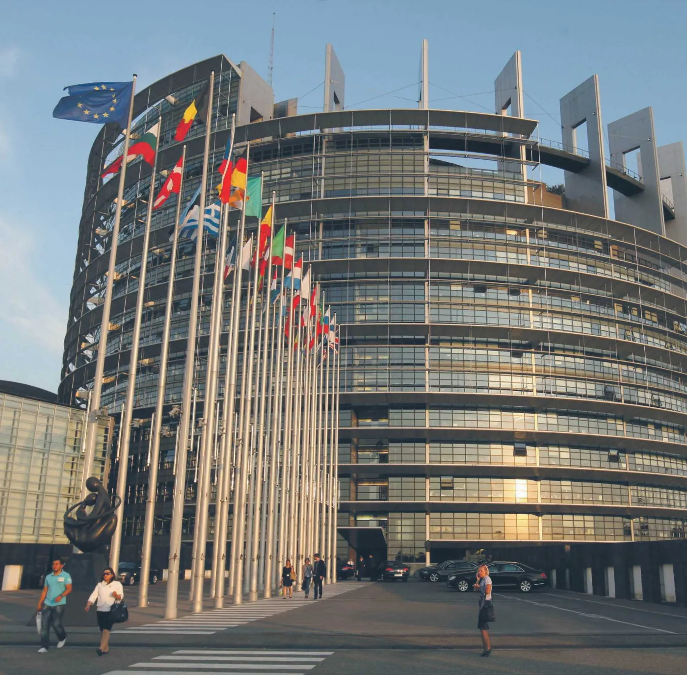 Start do europarlamentu jako inwestycja biznesowa
