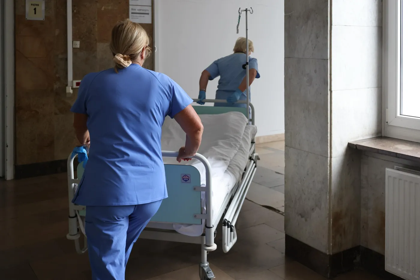 Czarny tydzień w szpitalach w całej Polsce. Setki placówek protestują przeciw miliardowym długom