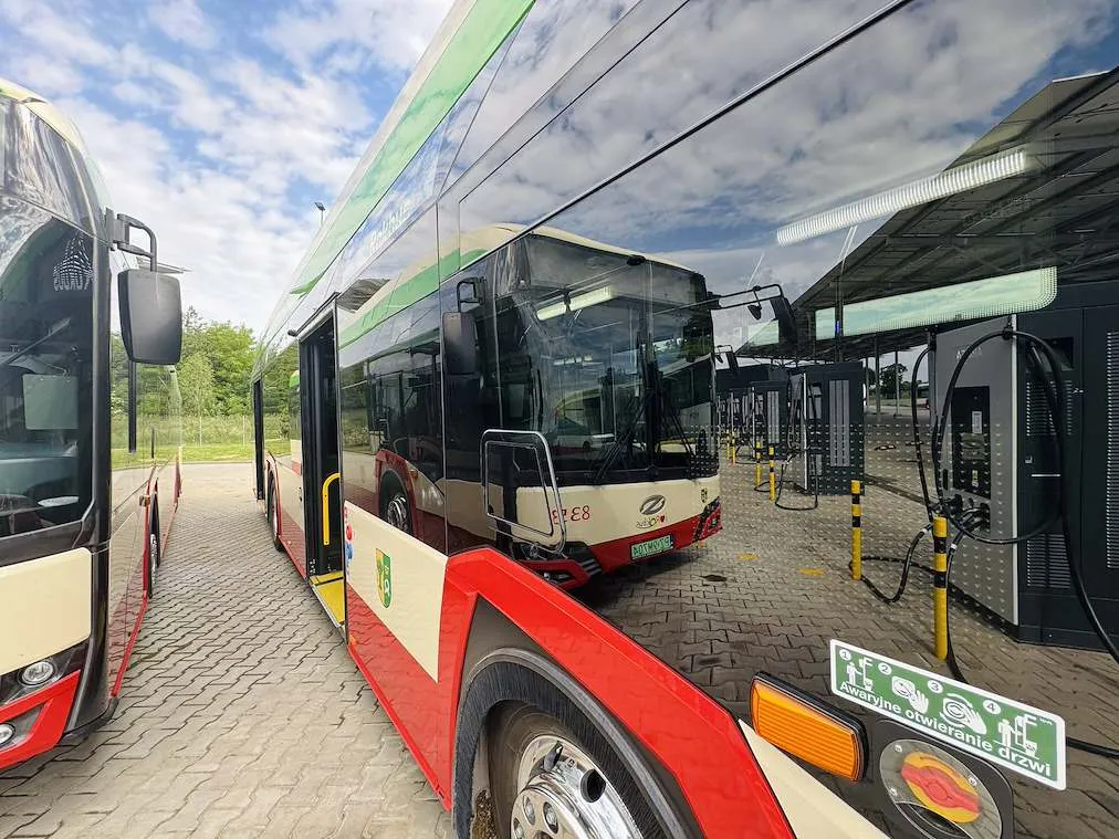 transport, komunikacja, autobusy