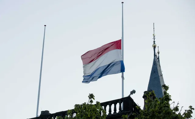 Holandia w żałobie. Z całego świata płyną kondolencje dla rodzin ofiar zestrzelonego samolotu Malaysian Airlines