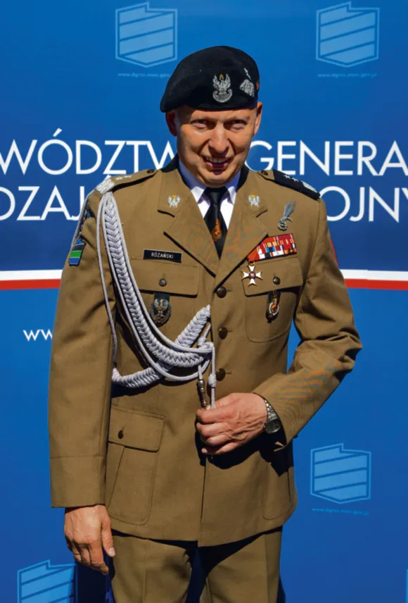 2551408-general-broni-miroslaw-rozanski.jpg