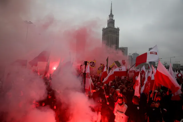 Jest śledztwo ws. spalenia flagi podczas Święta Niepodległości