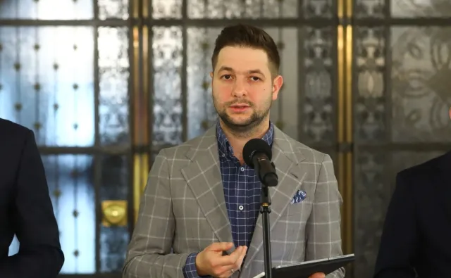 Budżet UE połączony z praworządnością? Patryk Jaki: Veto albo śmierć!