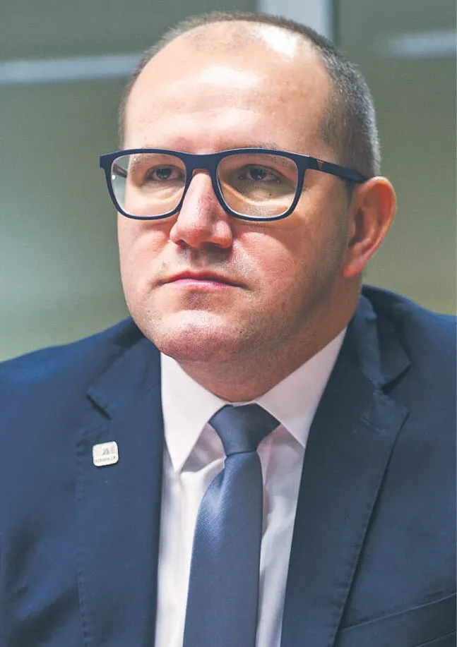 Szef GDDKiA: Nowe przepisy mogą wydłużyć inwestycje [WYWIAD]