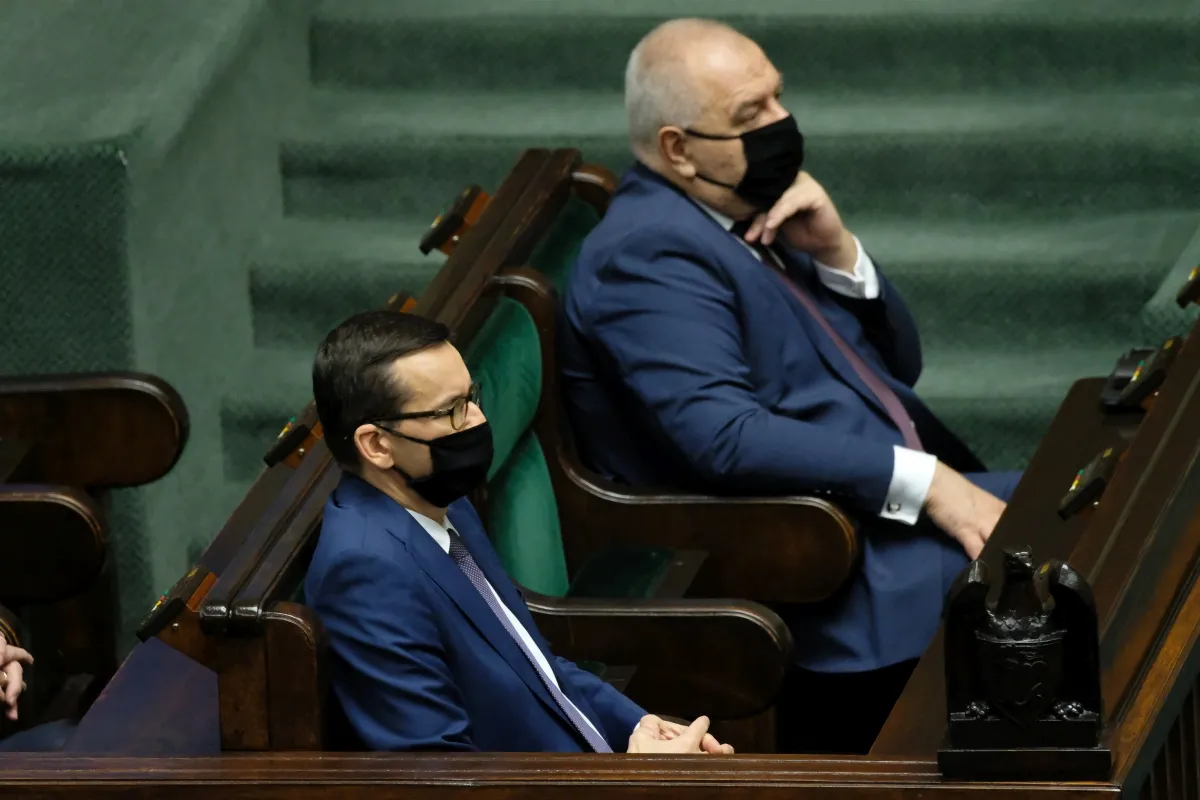 Resort Sasina krytykuje Polski Ład: Podatek od korporacji zapłacą państwowe spółki