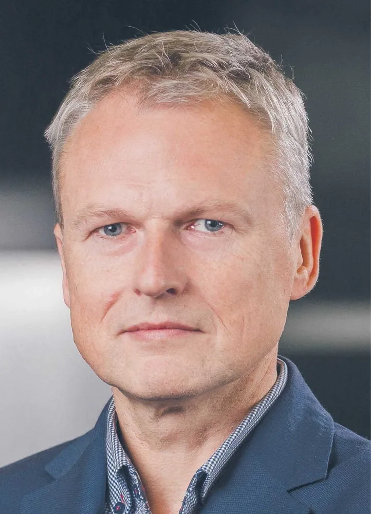 Adam Mańka, Dyrektor Departamentu Rozwoju Aplikacji, Bank Millenium S.A.
