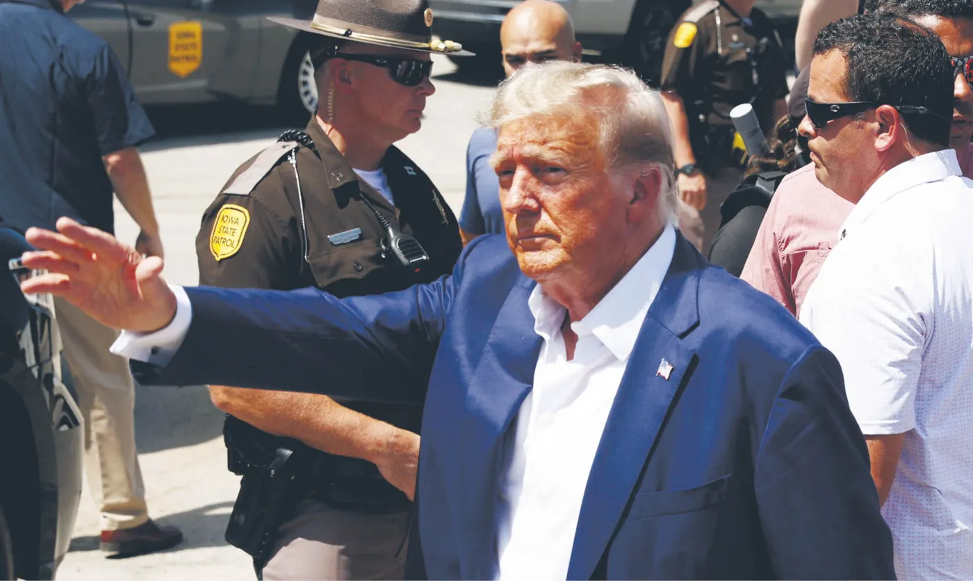 Sąd wyznaczył datę procesu Trumpa w sprawie prób odwrócenia wyniku wyborów. Kiedy odbędzie się proces?
