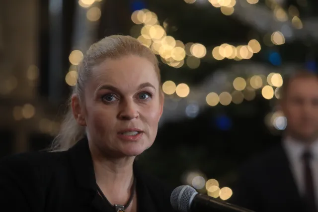 Od marca na konta nauczycieli będą trafiały pensje po podwyżkach. Co jeszcze się zmieni?