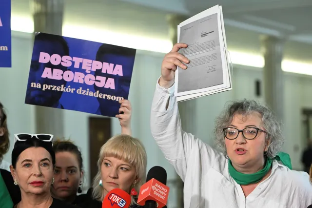 Liberalizacja aborcji bez widoku na szybki kompromis