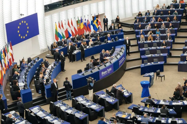 Parlament Europejski za wprowadzeniem zakazu stosowania systemów „AI nudifier"