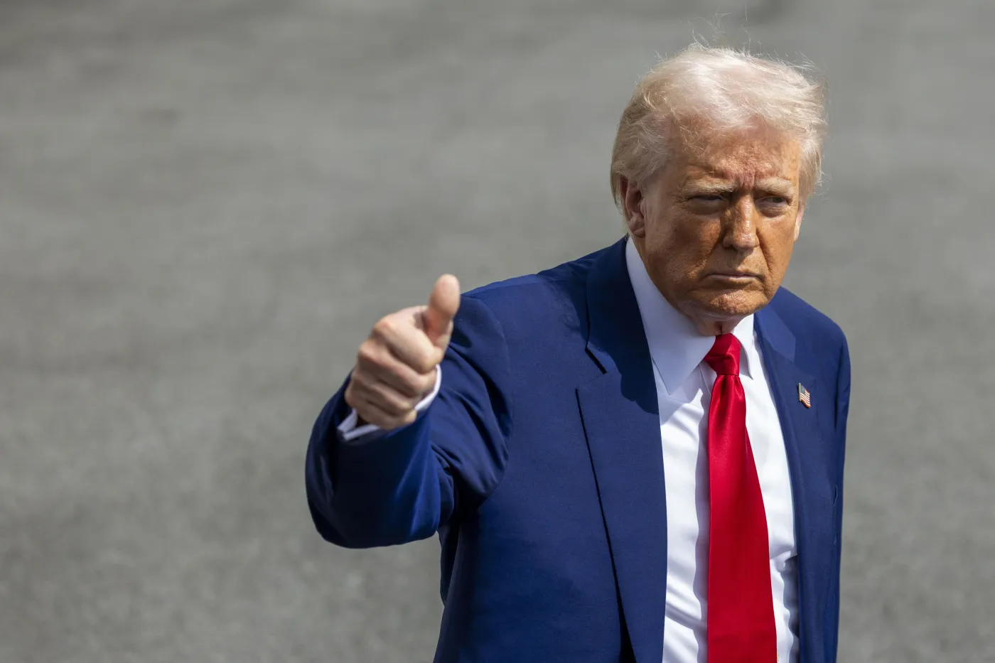 Trump nieoczekiwanie zwolnił szefa Agencji Bezpieczeństwa Narodowego
