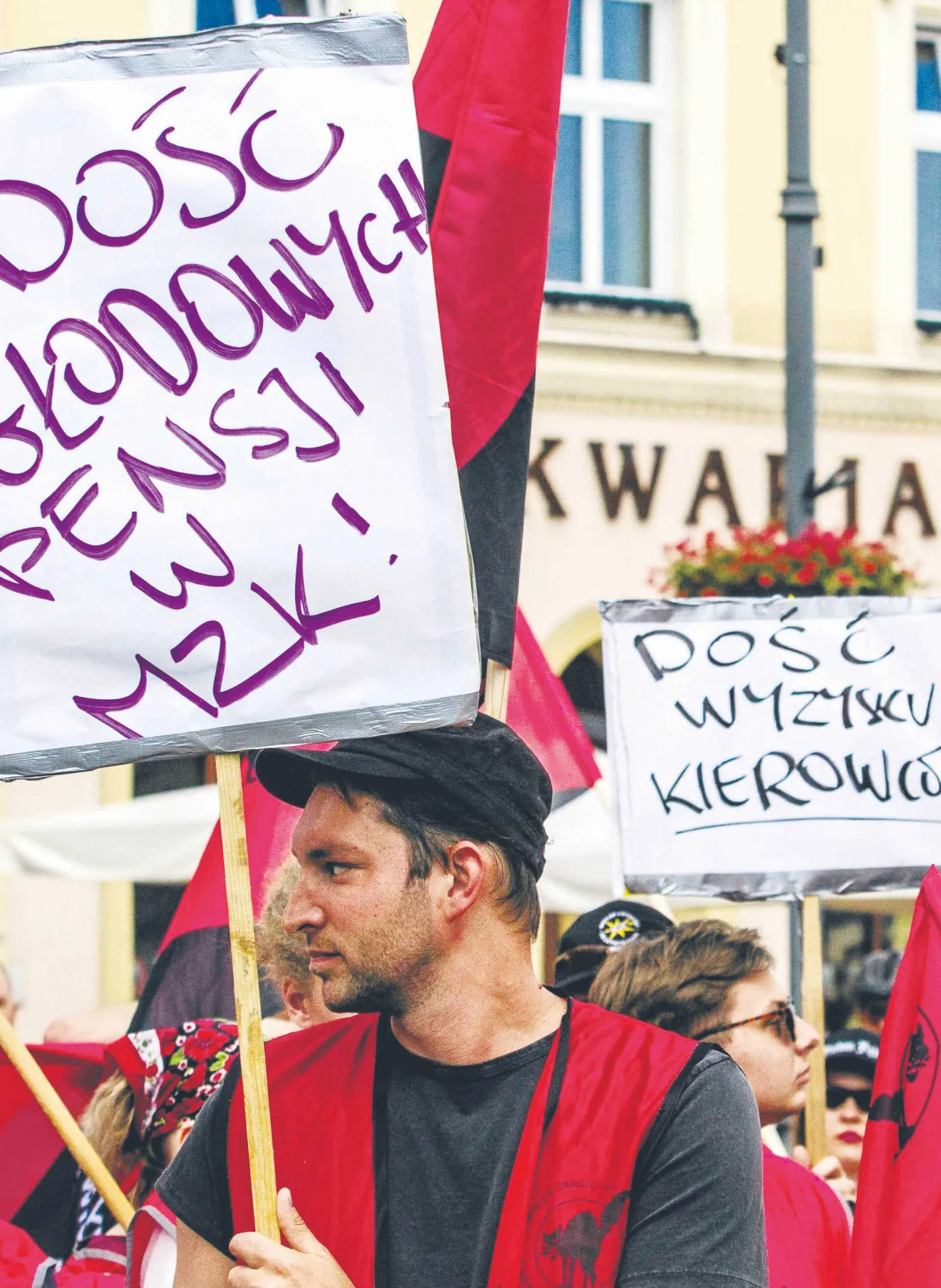 Z lokalnymi apetytami rosną lokalne problemy