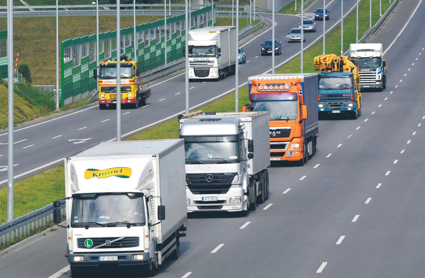 Nie odpuszczają naszym tirom