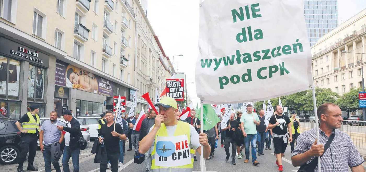 Rząd chce wydać na grunty mniej pieniędzy