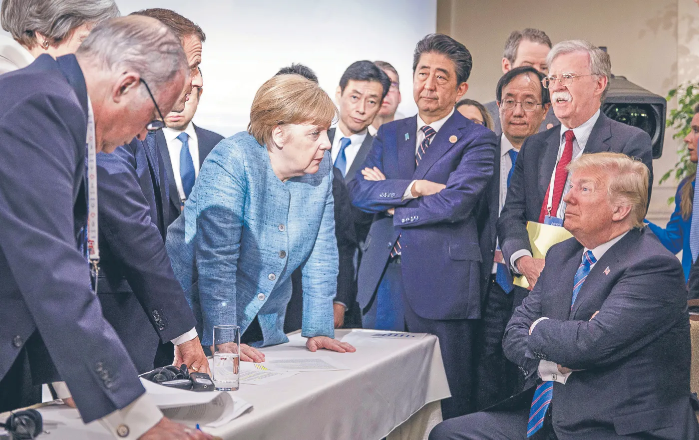 Donald najpierw pochwalił,  a potem zganił