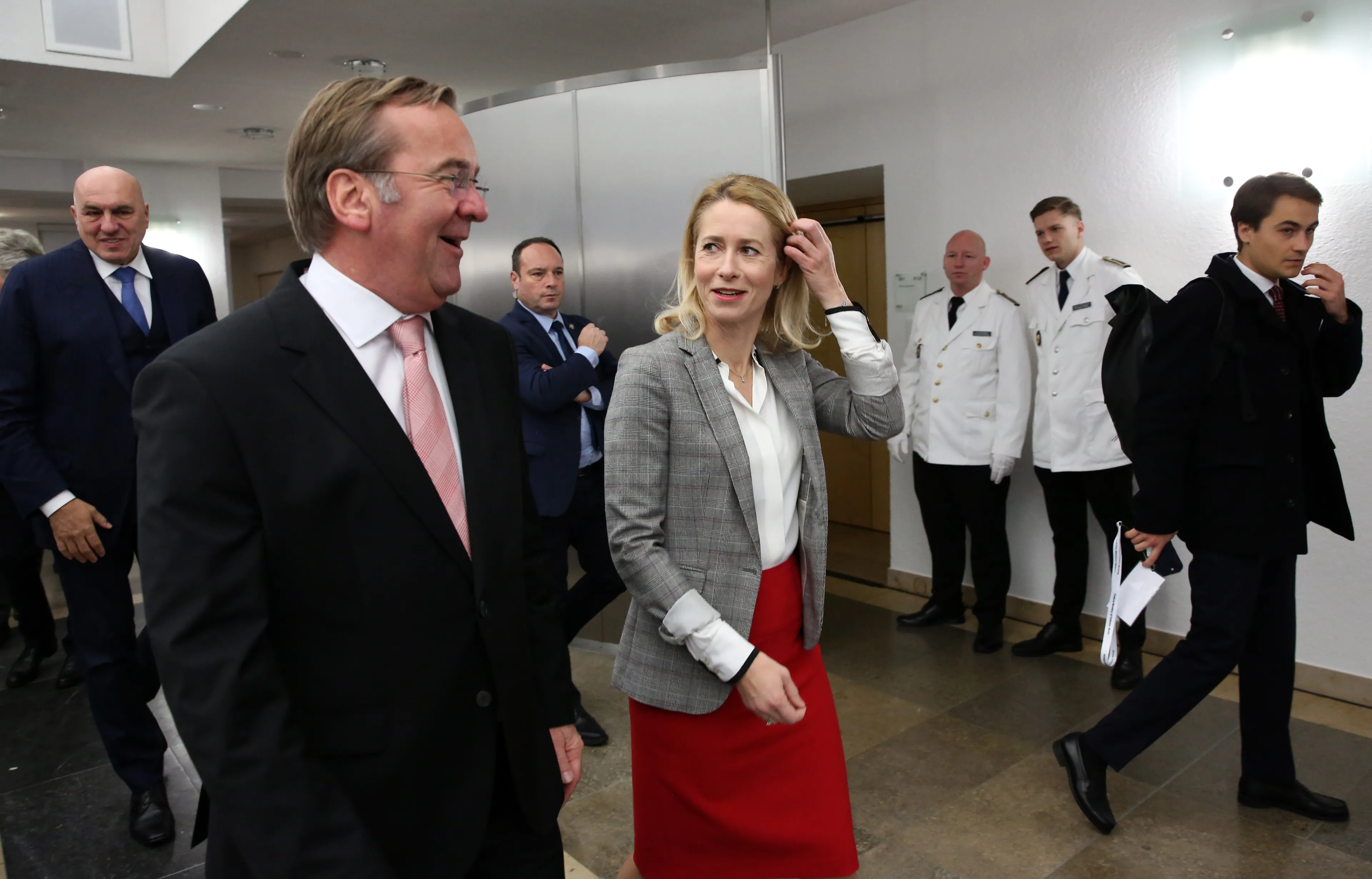 Satelity i suwerenność. Wspólny projekt, narodowe interesy