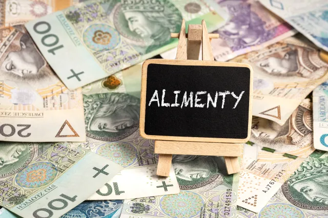 Zaległości w płaceniu alimentów. Kiedy sąd karny nie skaże spóźnialskiego?
