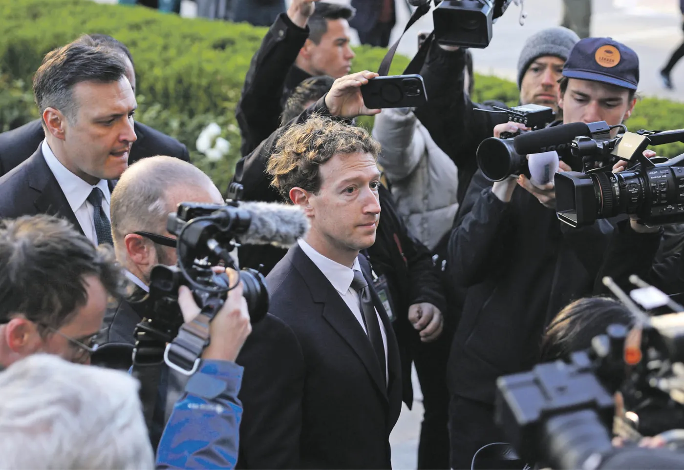 Szef Mety Mark Zuckerberg przed sądem w Los Angeles. 18 lutego 2026 r.