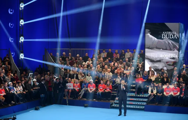 Kancelaria Prezydenta: Andrzej Duda skopiował tezy programowe Bronisława Komorowskiego