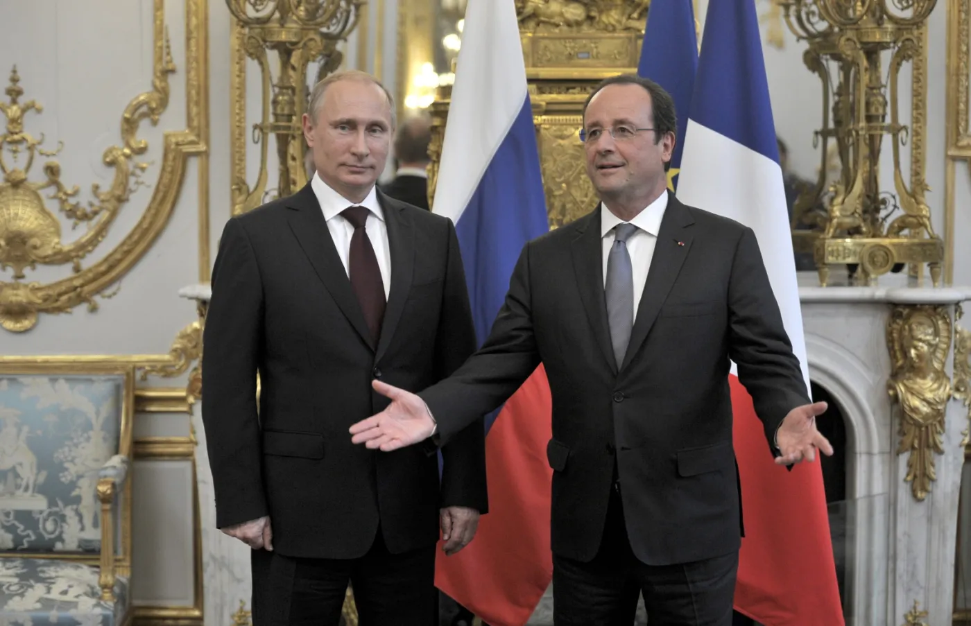 Francois Hollande i Władimir Putin EPA/FRED DUFOUR/PAP