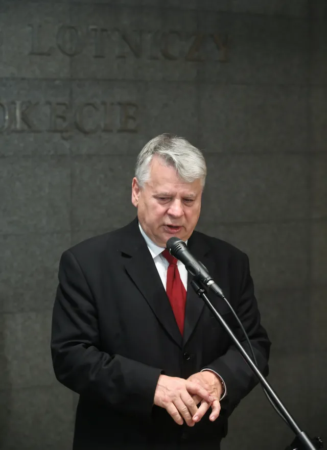 Borusewicz: Polski węgiel zalega na hałdach. Sprzedamy go Ukrainie