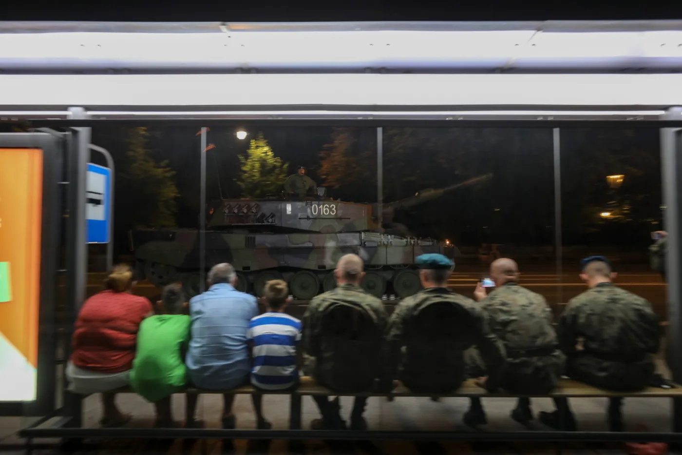 Nocna próba przed defiladą: Czołgi wyjechały na ulice Warszawy