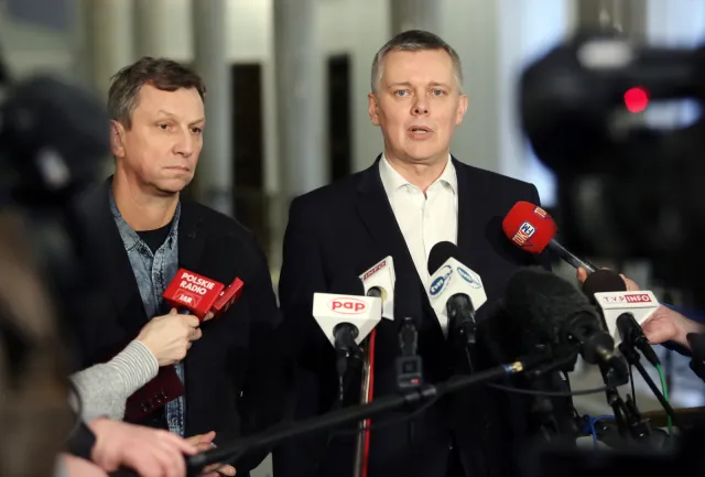 Siemoniak o słowach Kaczyńskiego o puczu: Takiego kitu nikt normalny nie przyjmie