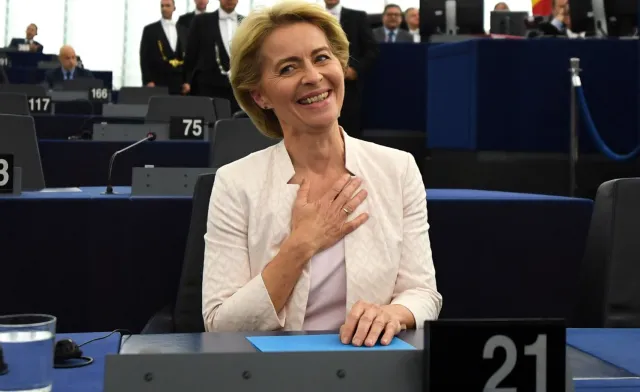 Von der Leyen została pierwszą w historii szefową KE. To niemiecka polityk wywodząca się z wyższych sfer [SYLWETKA]