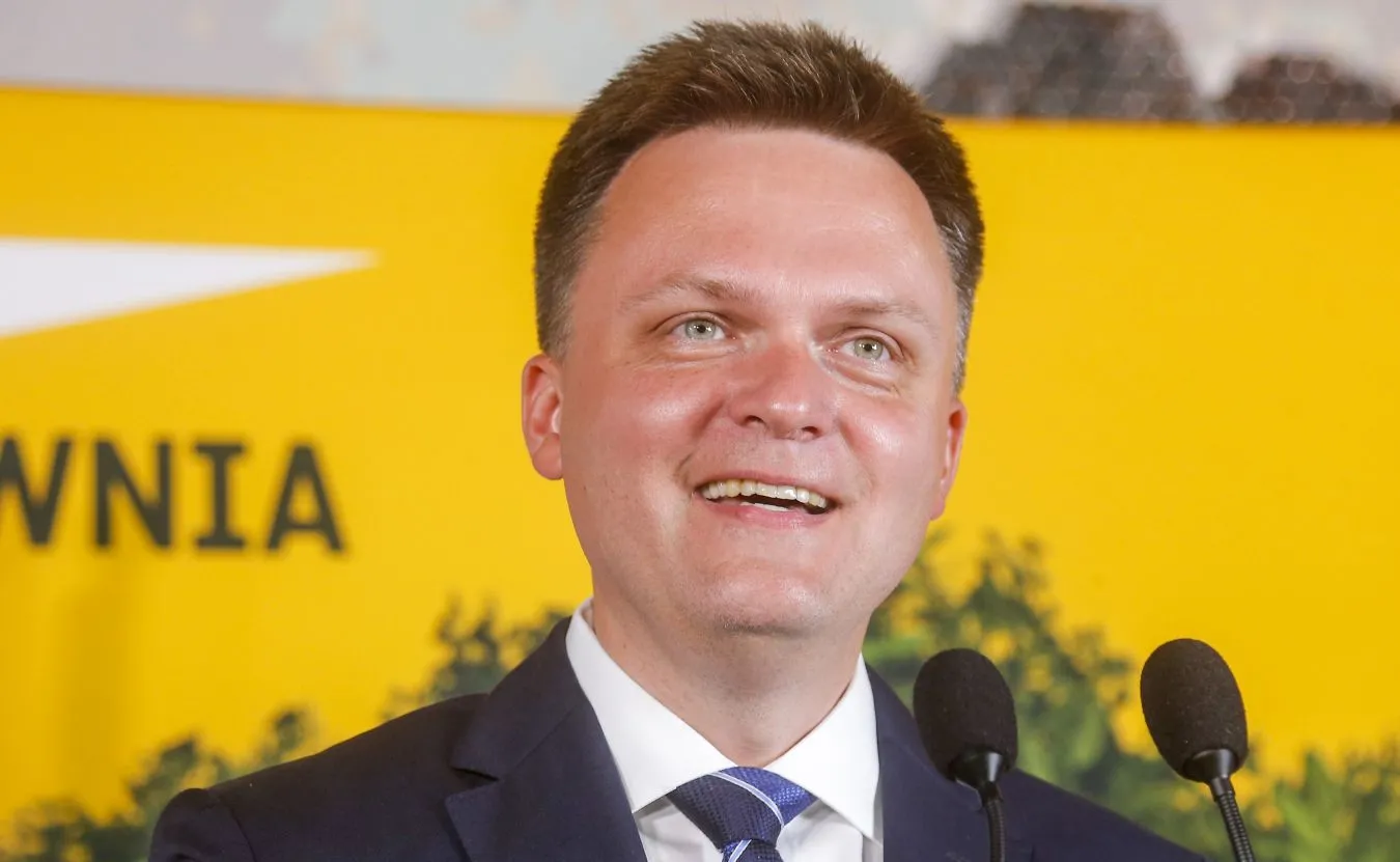 Hołownia: W naszym narodowym interesie jest to, by się zaszczepić