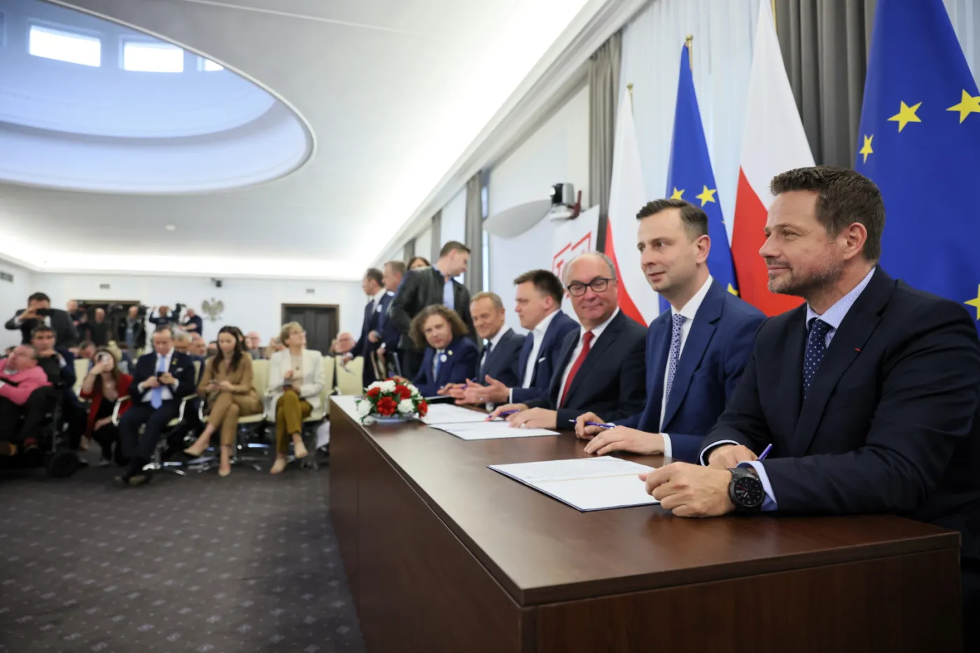 Liderzy: PO, PSL, Lewicy i Polski 2050 podpisali deklarację samorządowców z Ruchu "TAK! Dla Polski"