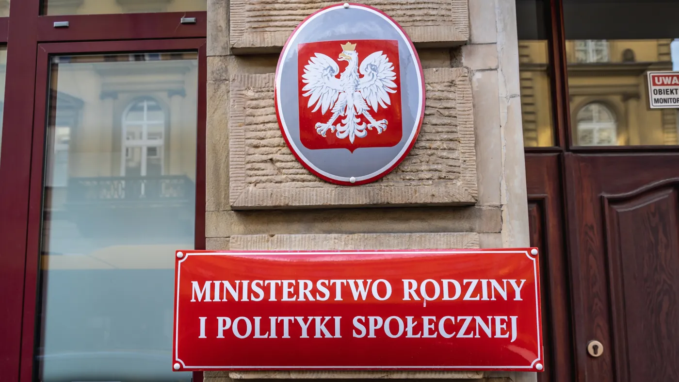 Świadczenie wspierające wciąż budzi kontrowersje