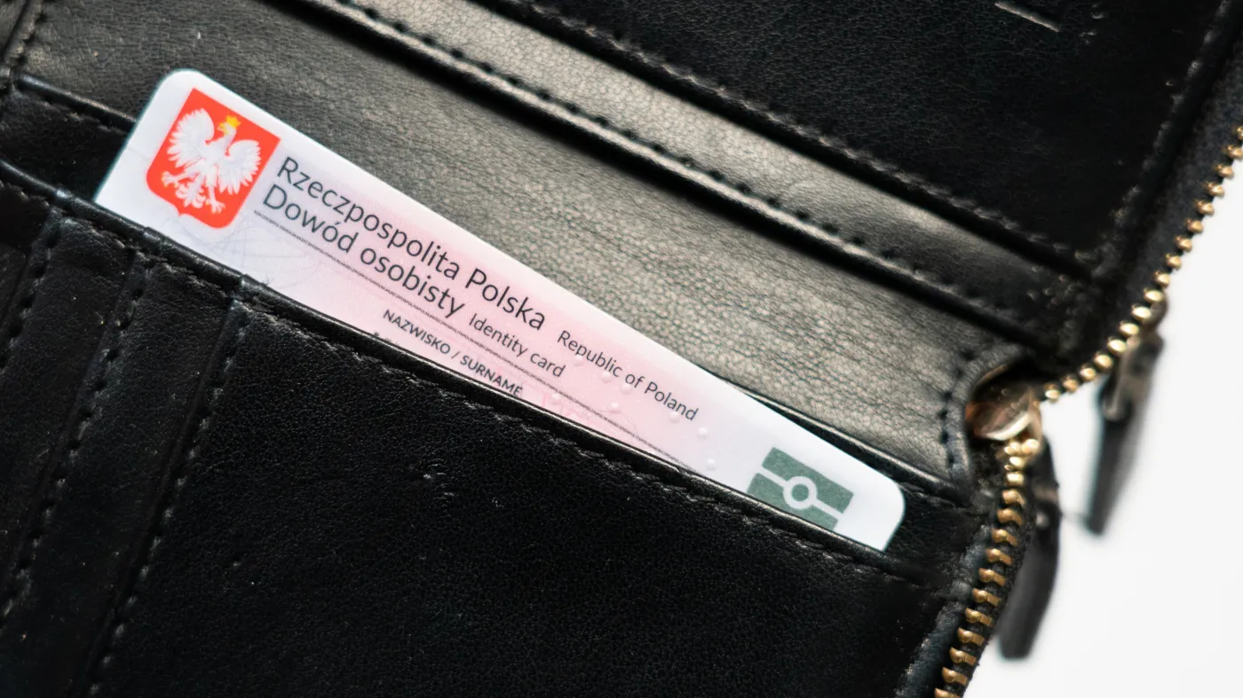 Plastikowy dowód osobisty coraz mniej potrzebny. Co zmieniło się od 1 września?