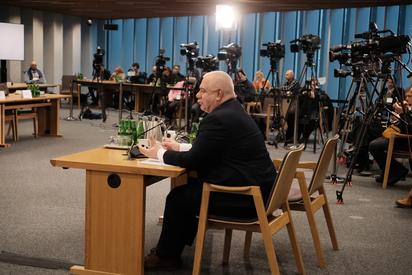 Wybory kopertowe. Szef komisji: Sasin zrzuca winę na Morawieckiego