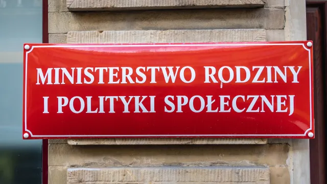 Resort rodziny: Bez zasiłku za wolne z powodu siły wyższej