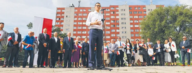 Powakacyjna licytacja na wyborcze pomysły. Jakie programy przedstawiły partie?