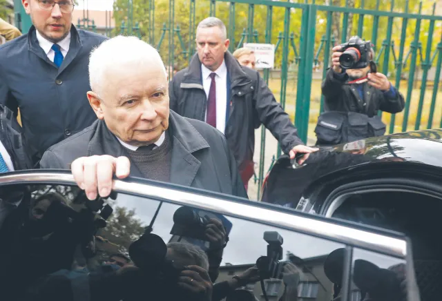 Ostatnie kuszenie PiS. Szansę na zachowanie władzy partia upatruje w Trzeciej Drodze